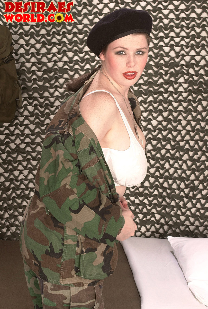 Desirae - Brunette - Big Tits