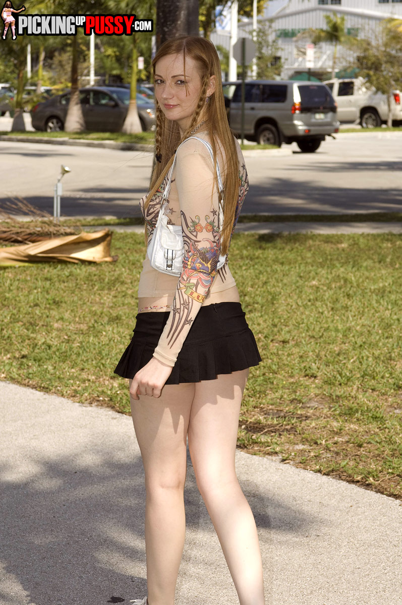 Christine Michaels - pickinguppussy.com - Doggy Style